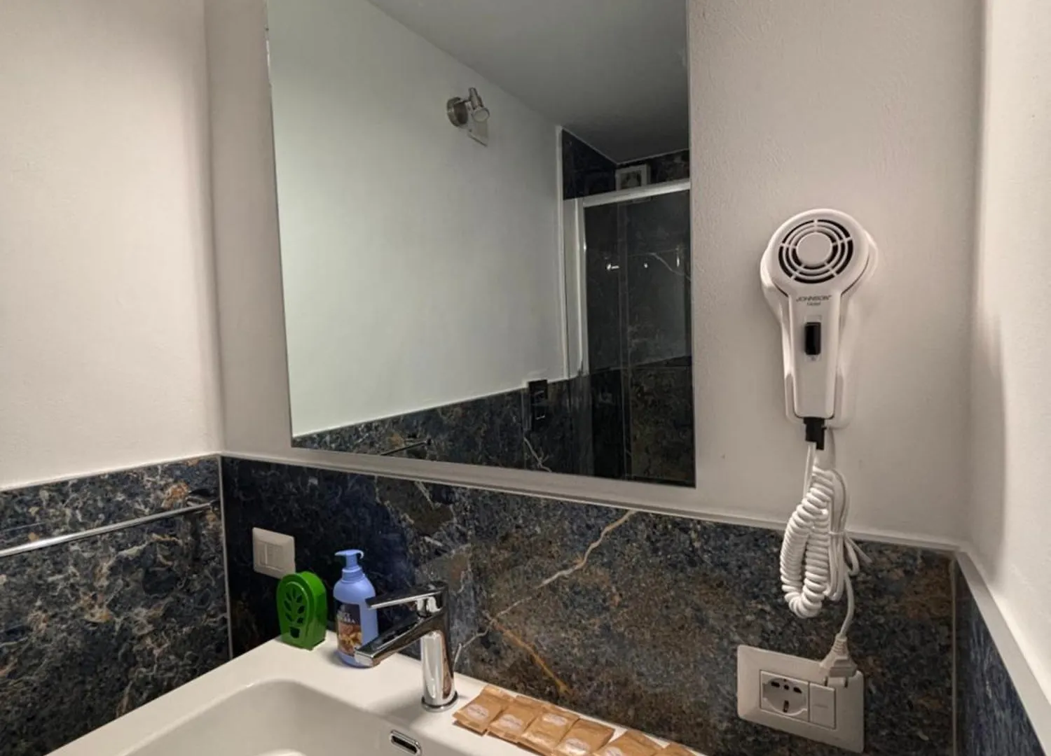 Cortile Riolo Apartment Palermo 0*,  Italy